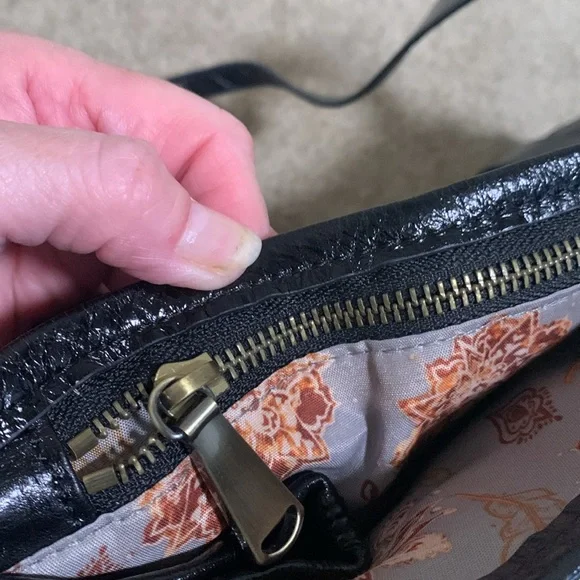 Beautiful HOBO Bag - Picture 9 of 9